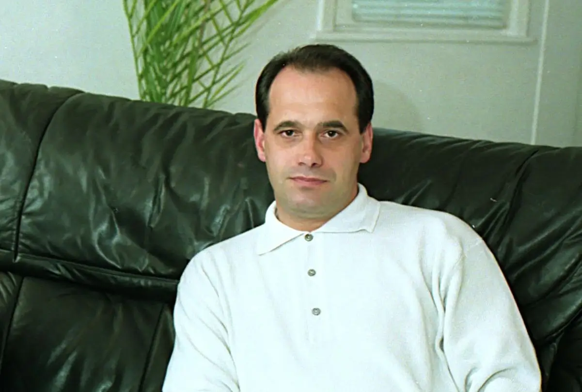 manol velev